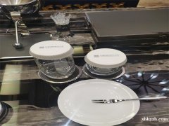 成都雪茄先生娱乐会所招聘模特展现出自己的夜场风采
